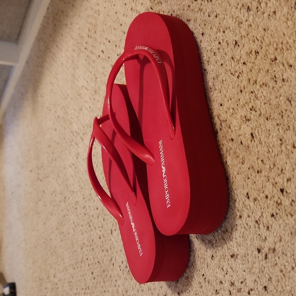 Sandals - Picture 3 of 3